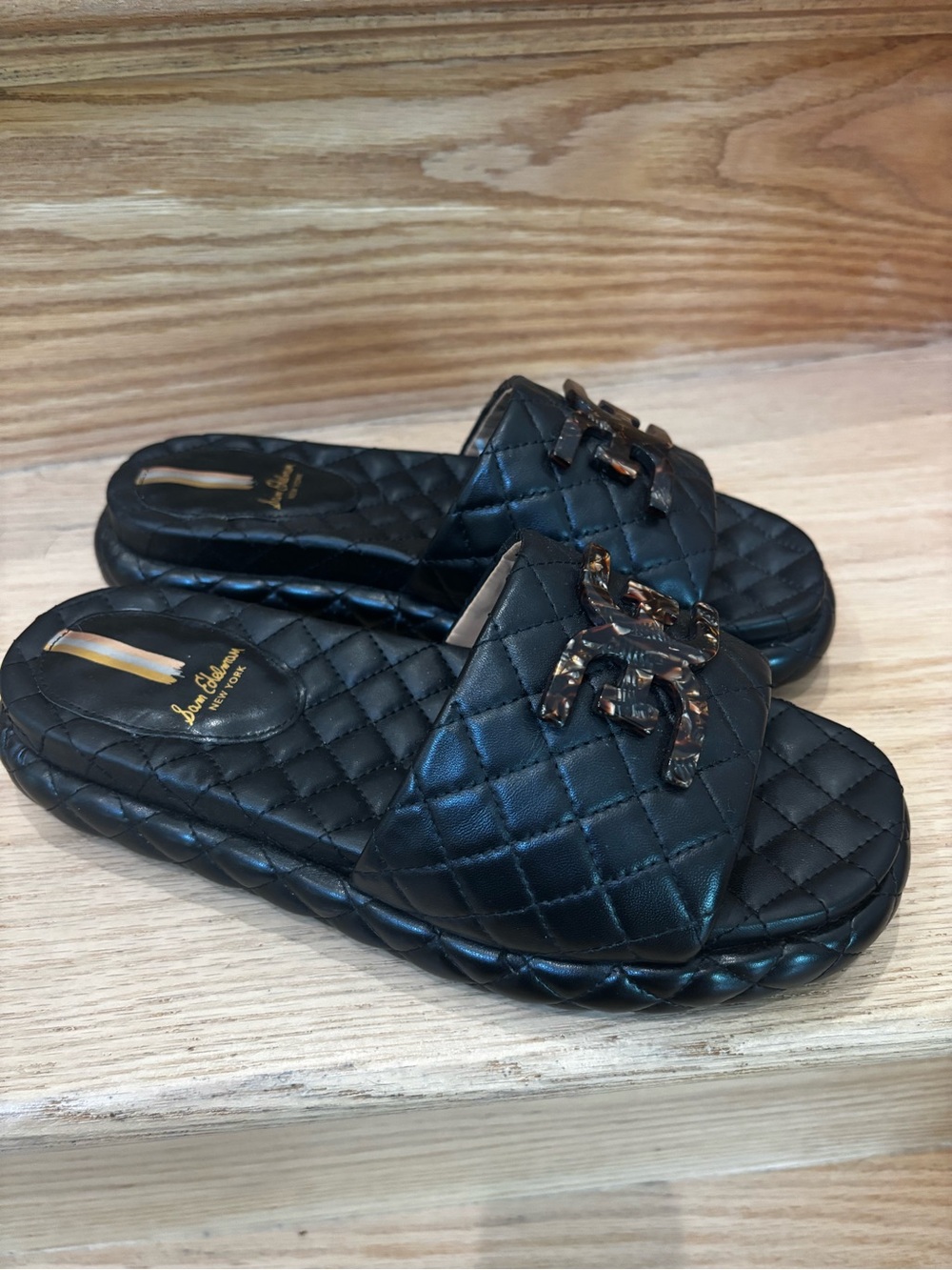 Sam Edelman Black Karinda Quilted Logo Slide Sandals with Tortoise Logo